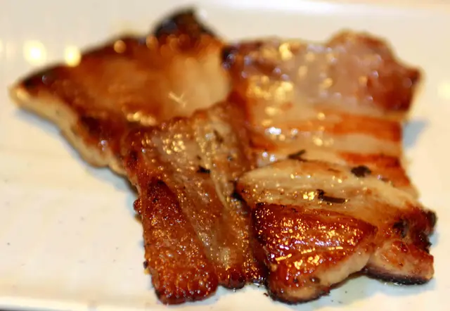 鹽燒黑豚肉有水準!