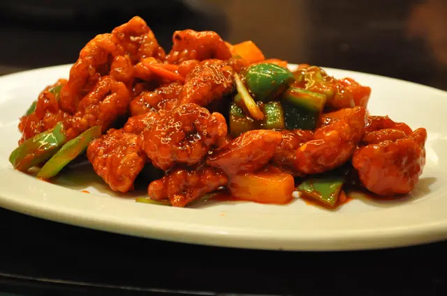 菠蘿咕嚕肉
