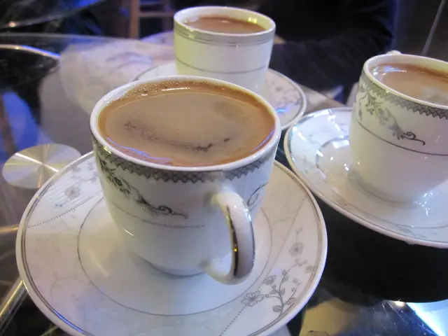 老闆請我們飲土耳其咖啡!!! Yeah~