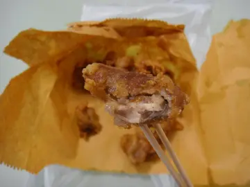 热辣辣，咬开有肉汁
