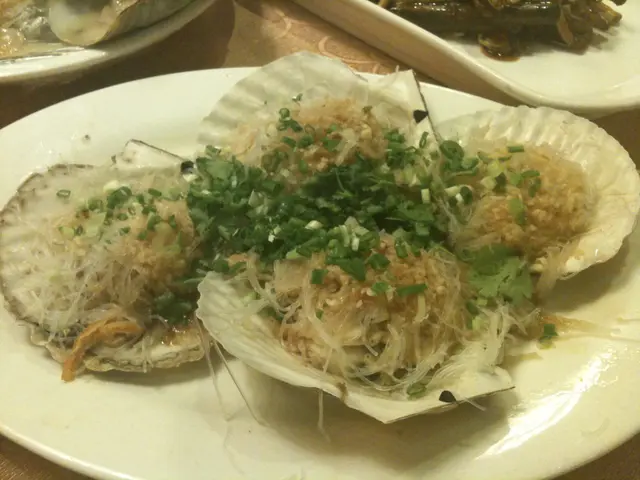 蒜蓉粉絲蒸扇貝