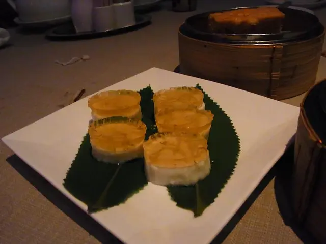 菊花薑汁糕, 好味, 但一夾就爛