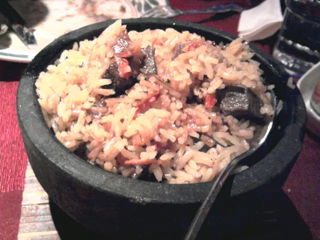 牛羊炒飯,小心鍋邊辣咀咀。