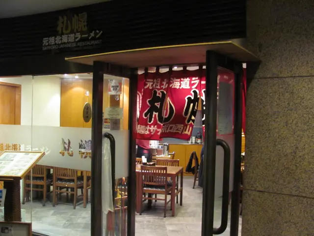 店子在交易廣場,租金一定驚人,怪不得要搬舖了
