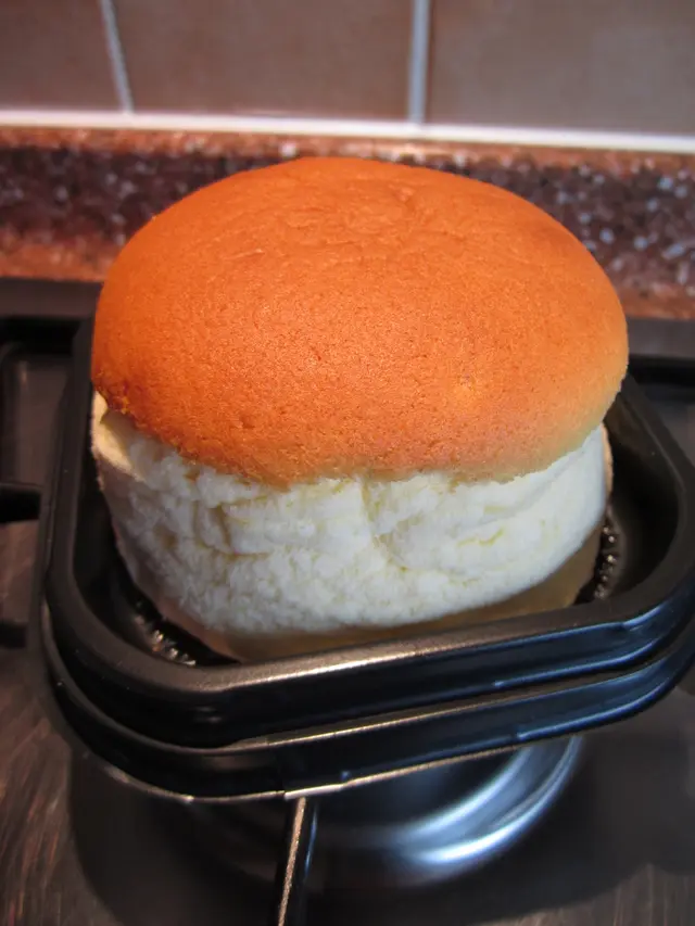 日式芝士蛋糕(HK$15)