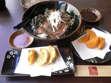 照烧牛扒饭定食