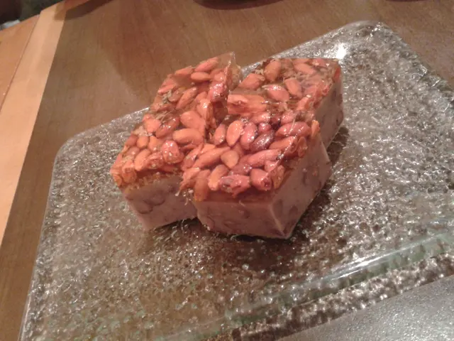 桂花杞子紅荳糕