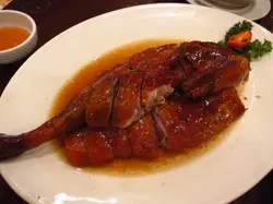 燒鵝皇半隻