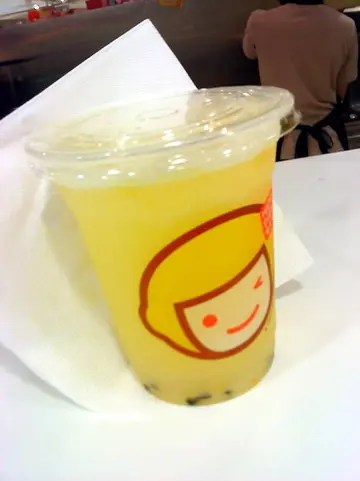 有粒粒的热情果,带少少酸味