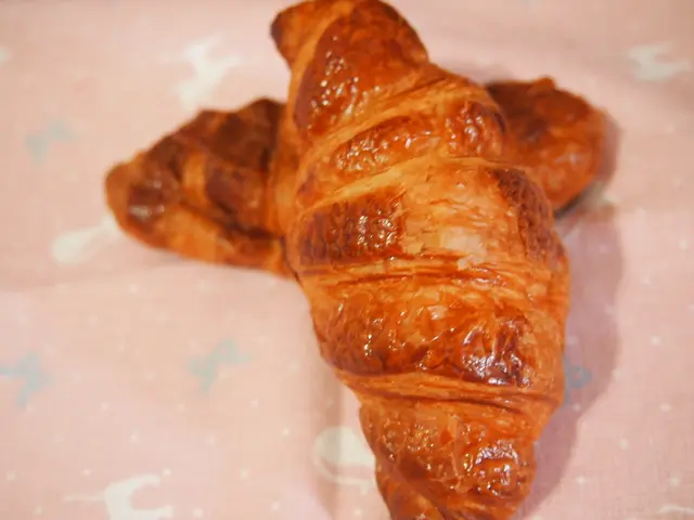 croissant x2 $30