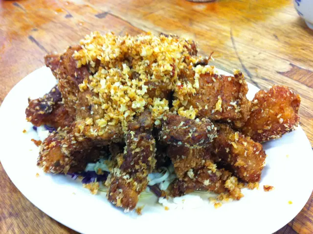 蒜香骨 (好似係) 