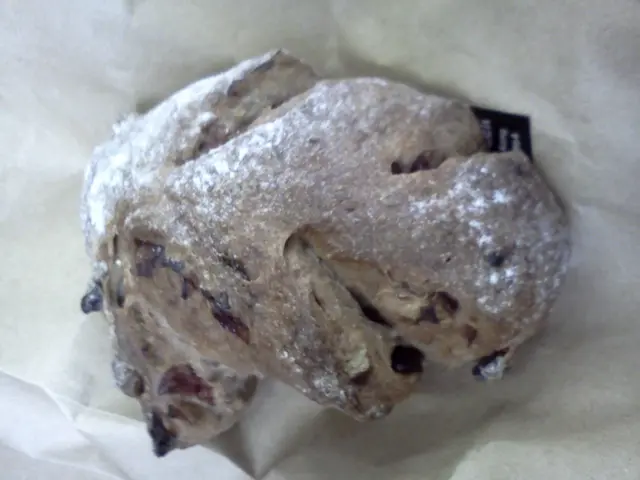 cranberry and walnut sourdough $25