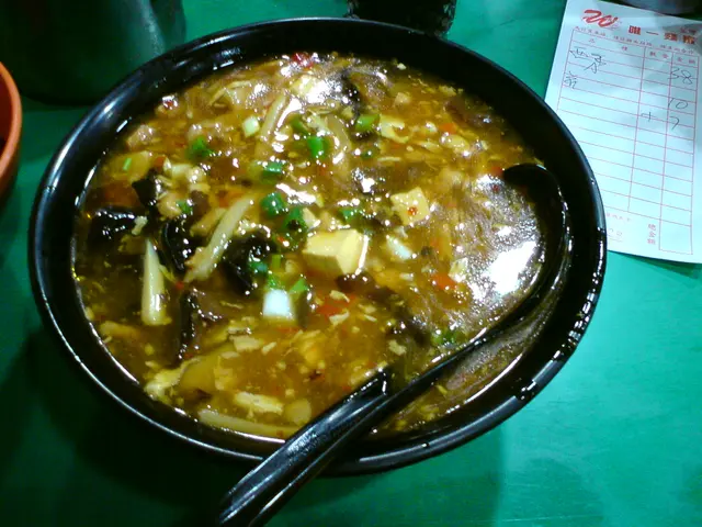 正,很開胃的酸辣湯麵~~