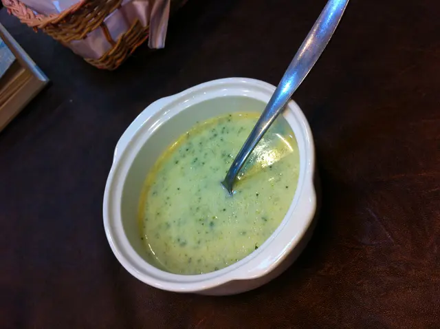 呢個湯我飲左三碗~ 西蘭花忌廉湯