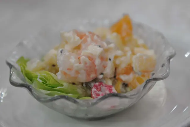 蝦沙律幾多蝦下, 都幾新鮮 !!!