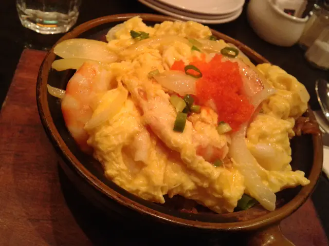 蜜汁滑蛋海蝦花枝片火燜飯 $63