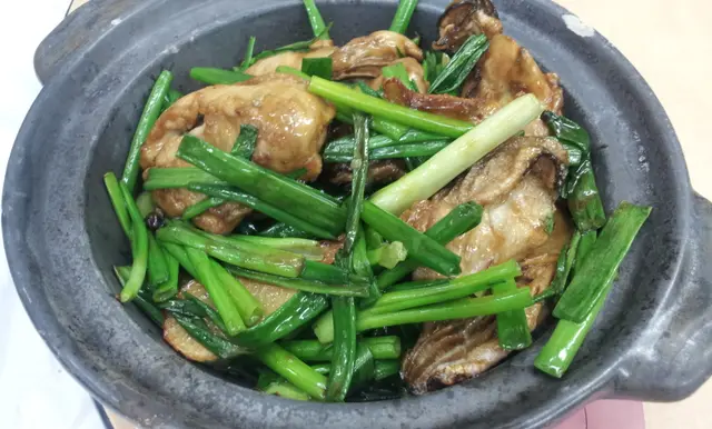 薑蔥生蠔煲