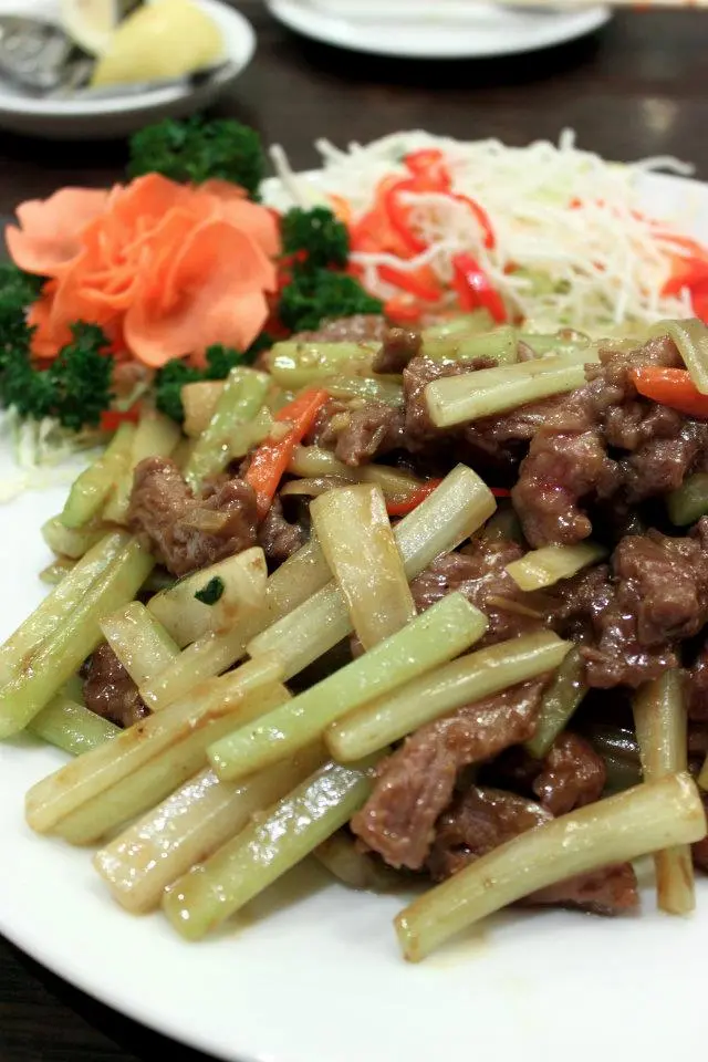 西芹牛柳條