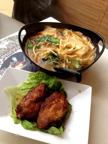 酸辣汤米线, 蒙古大汉鸡翼