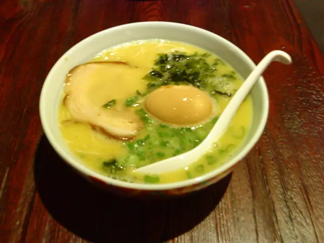 まるたまラーメン