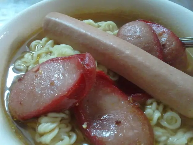 紅腸+腸仔出前一丁