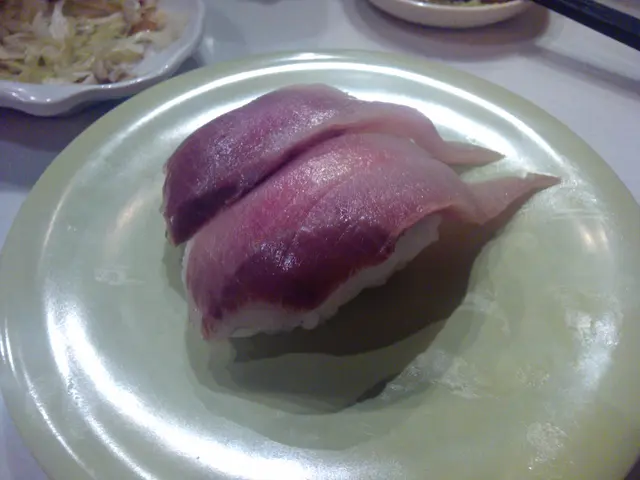 呢隻sushi好似係叫獅魚, 一樣的鮮