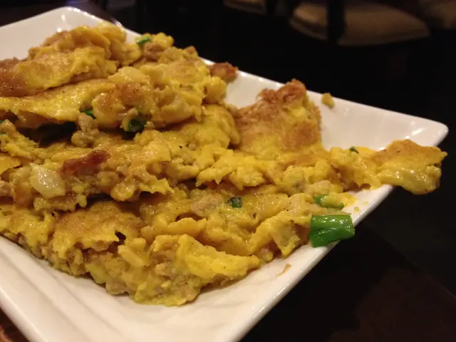 鹹到唔止跳舞, 簡直要跳海的 "肉碎煎蛋"