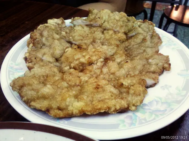 "炸豬扒"...$13蚊~