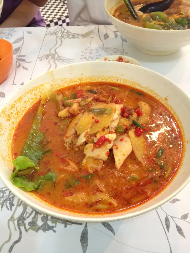 招牌冬陰公海南雞