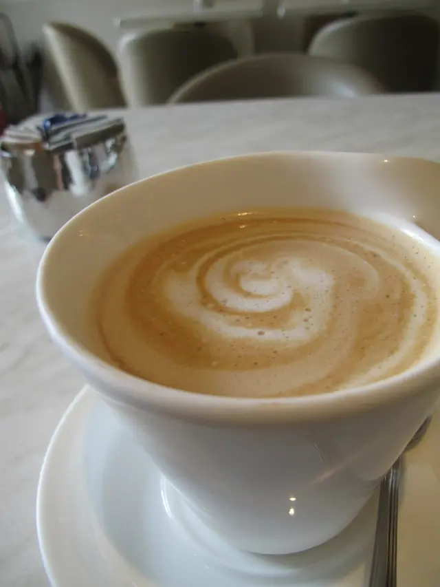 Latte (33HKD)