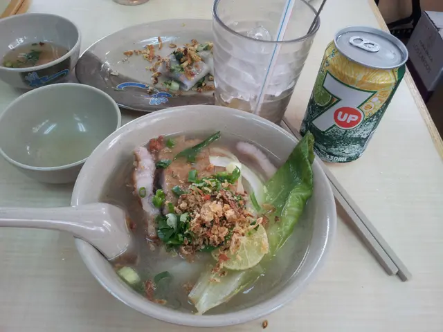 香茅豬扒河粉 咸檸七