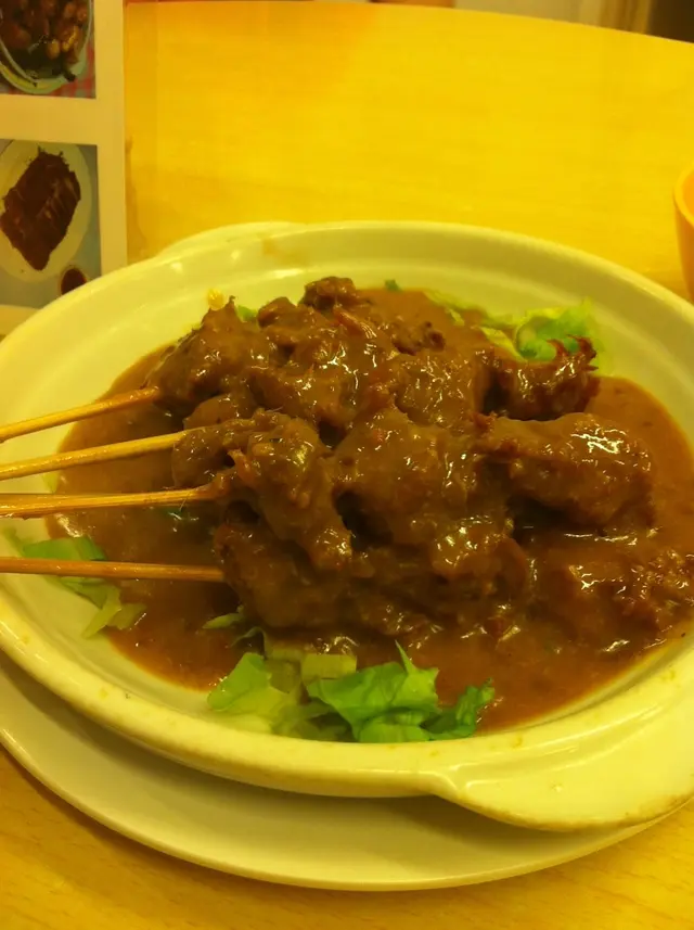 素羊肉串, 仲有串燒個d醬伴食