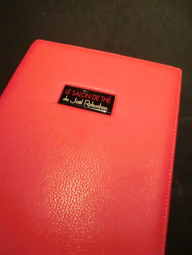 紅色 Menu 頗有風格!