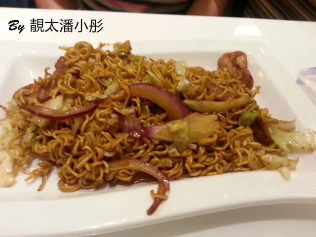 香茅豬扒炒公仔面