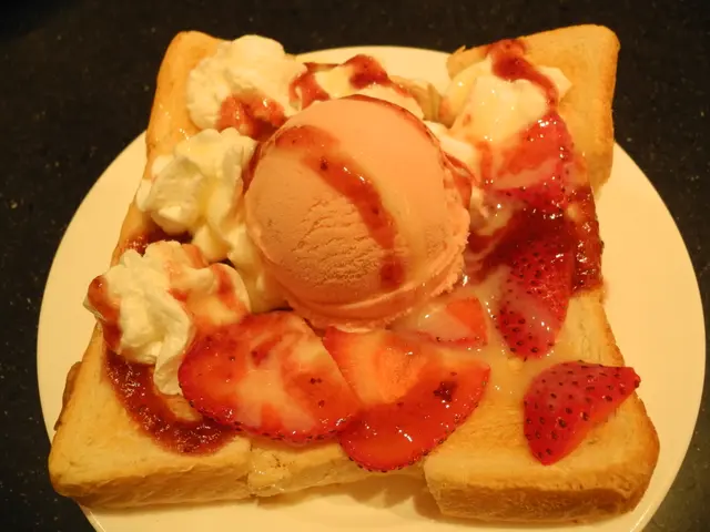 Ｊ草莓蜜糖多士