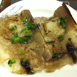 號碼牌拎的蒸海鮮 (1)