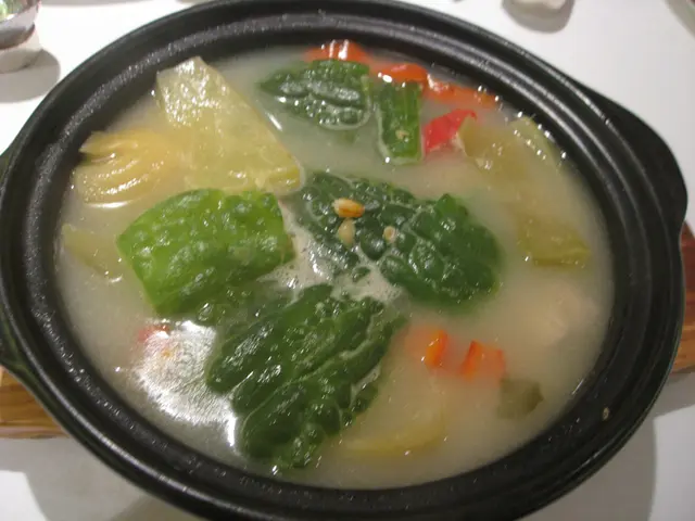 涼瓜黃豆排骨煲