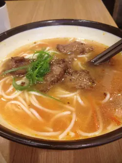 番茄搭牛, 成口都油