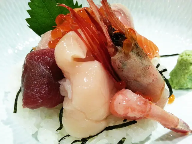 正正 - mixed 魚生飯