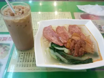 回锅肉烟肉公仔面