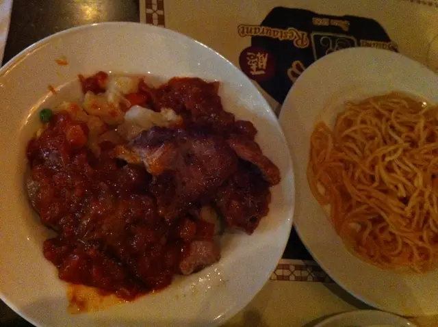 意式燴豬髀意粉