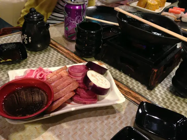 如此細小的鍋，配上如此細小的火，又如何可以燒得過癮呢？