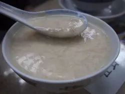 偏甜的腐竹糖水