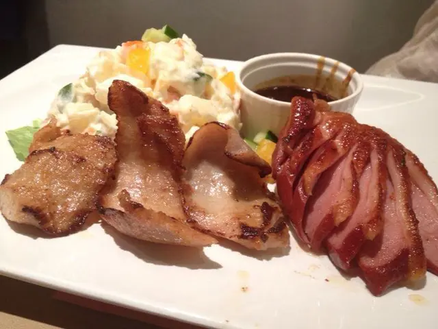 沙律 豬頸肉 煙鴨胸