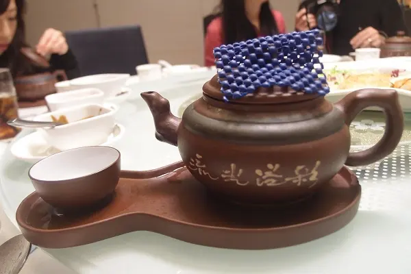 原木花菇雞腳燉螺頭