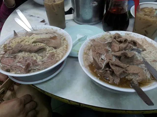 豬潤牛肉麵/米