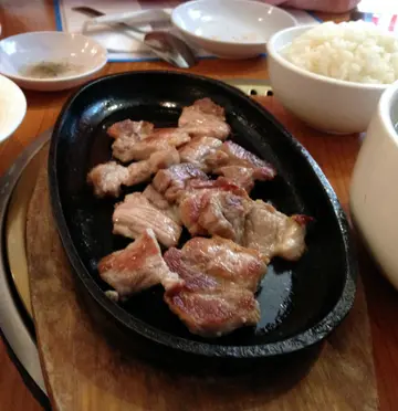 燒豬腩肉