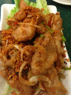 风沙排骨 少辣，肉够淋，但有咬口，唔肥