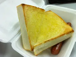 配厚吐司香肠只需$5