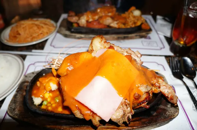 串燒大蝦王伴莎地亞什扒